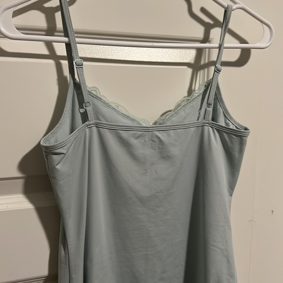 SIZE SMALL - Picture 4 of 6